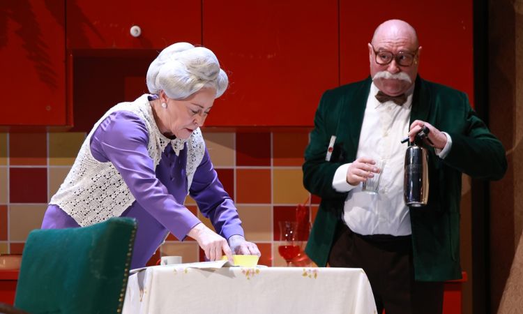 FRAKK, A MACSKÁK RÉME