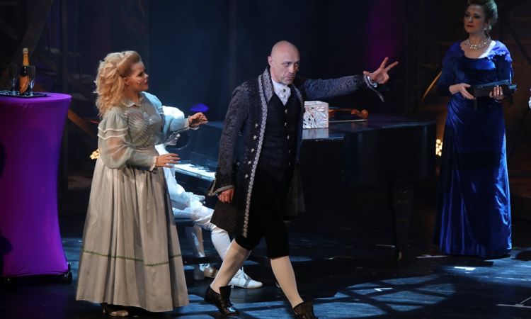 MOZART!