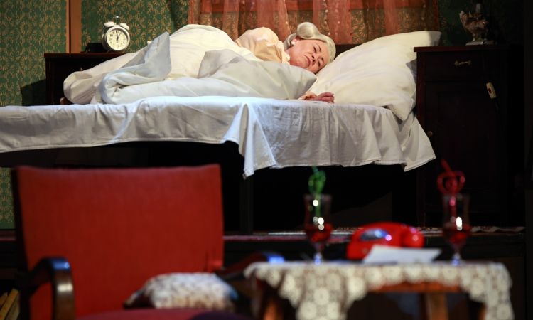 FRAKK, A MACSKÁK RÉME