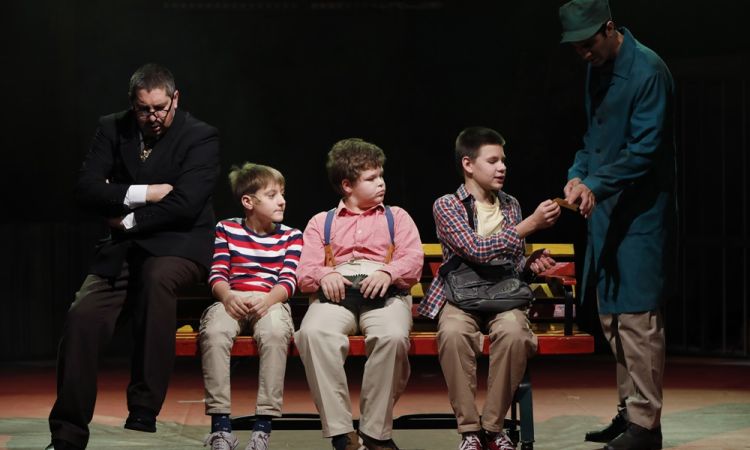 KEMÉNYKALAP ÉS KRUMPLIORR