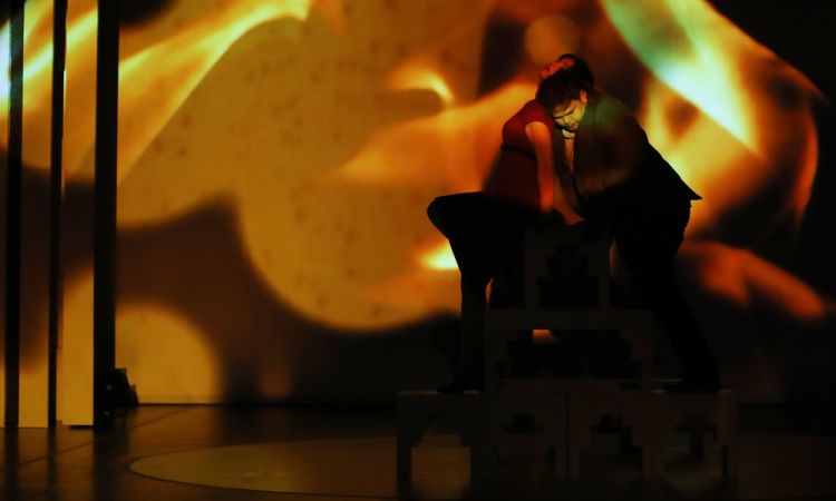 A MINDENSÉG ELMÉLETE