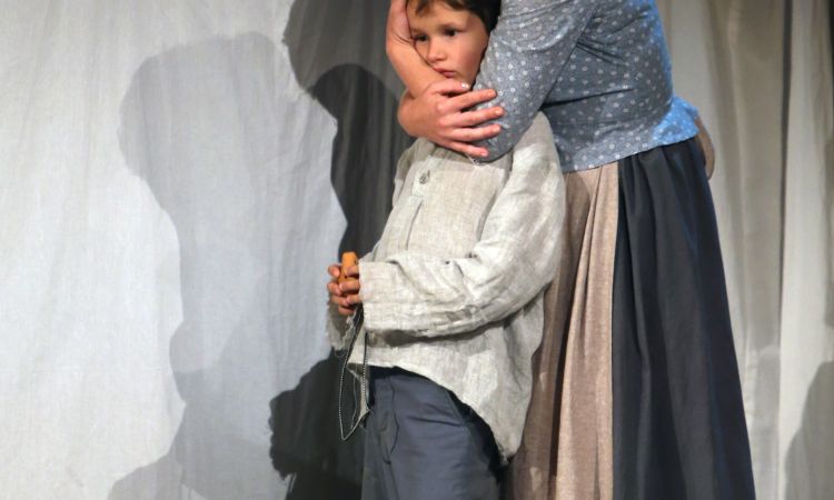 Kincskereső kisködmön