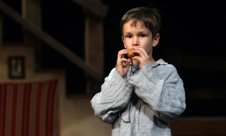 Kincskereső kisködmön