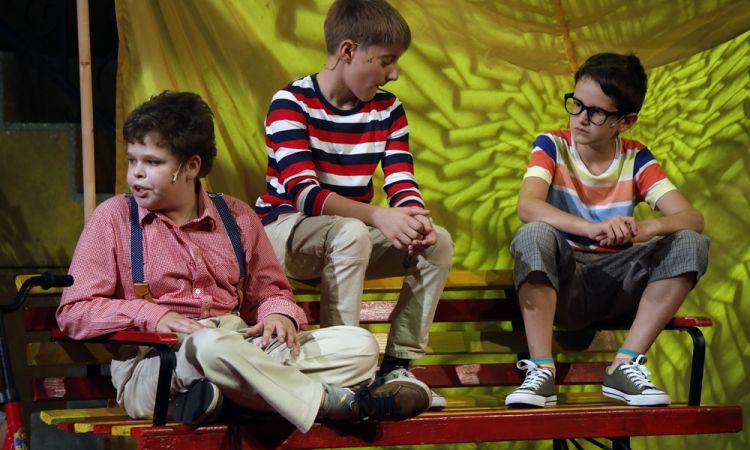 KEMÉNYKALAP ÉS KRUMPLIORR