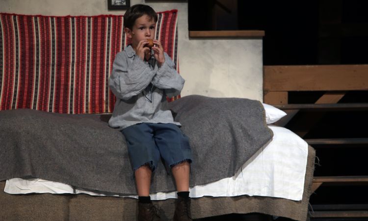 Kincskereső kisködmön