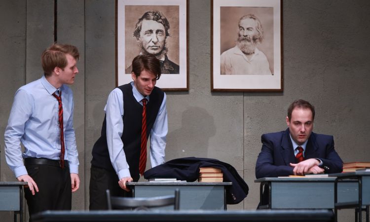 HOLT KÖLTŐK TÁRSASÁGA