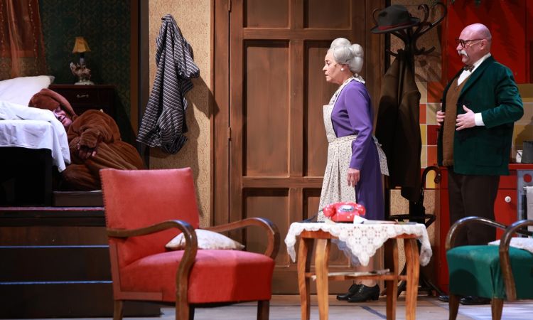 FRAKK, A MACSKÁK RÉME