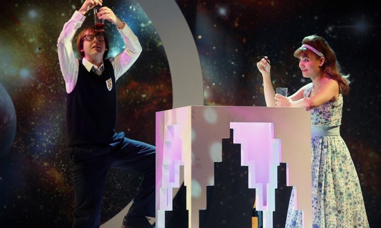 A MINDENSÉG ELMÉLETE