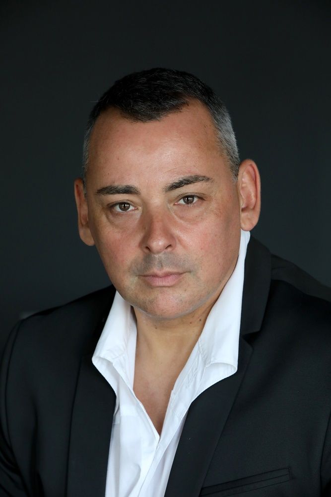 Don Tomao Nicomaco szerepében, Keresztes Gábor