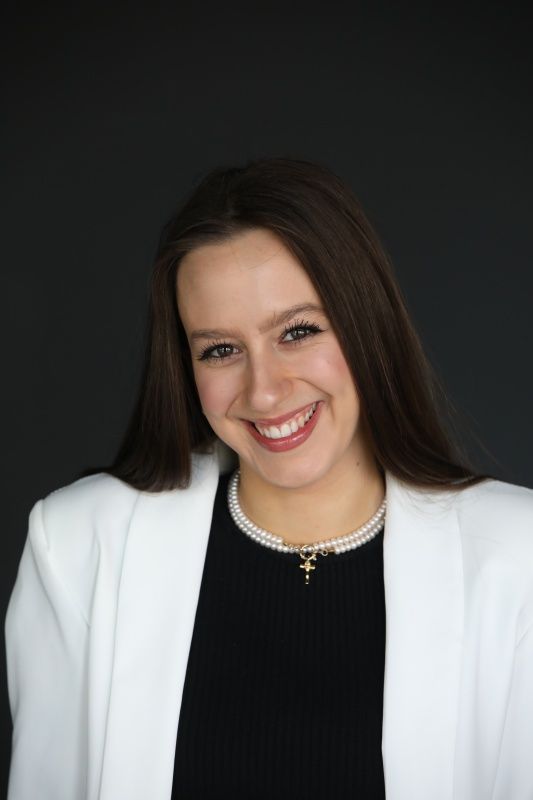 Sylvia szerepében, Szederjesi Teodóra