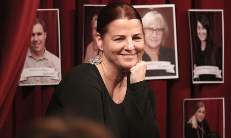 „Magasztalja lelkem az Urat!” – Nagy Károly apátkanonok, nyugalmazott plébános, Színházunk lelki vezetője volt Petőfi Szalonunk vendége