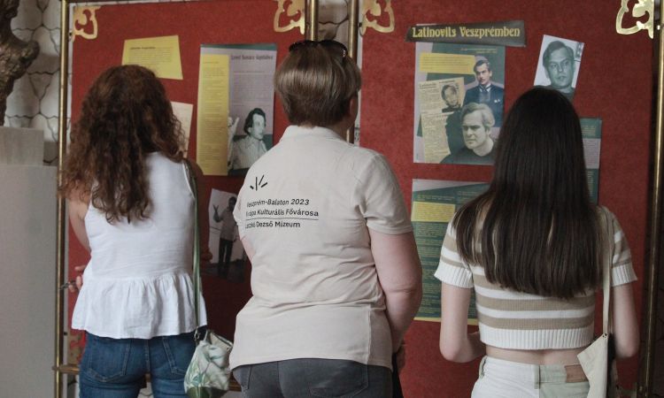 „Az igazi színházat keresem magamban” - Kiállítással emlékezünk Latinovits Zoltánról