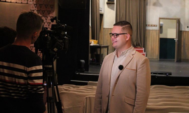 Két nap és Csoportterápia a Veszprémi Petőfi Színházban!