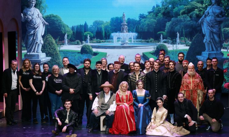 Felejthetetlen péntek este: megtartottuk A velencei kalmár premierjét!