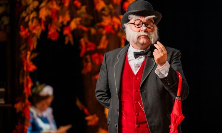 Sikersorozat újratöltve: megtartottuk a Kérem a következőt! – Dr. Bubó című mesejáték premierjét!