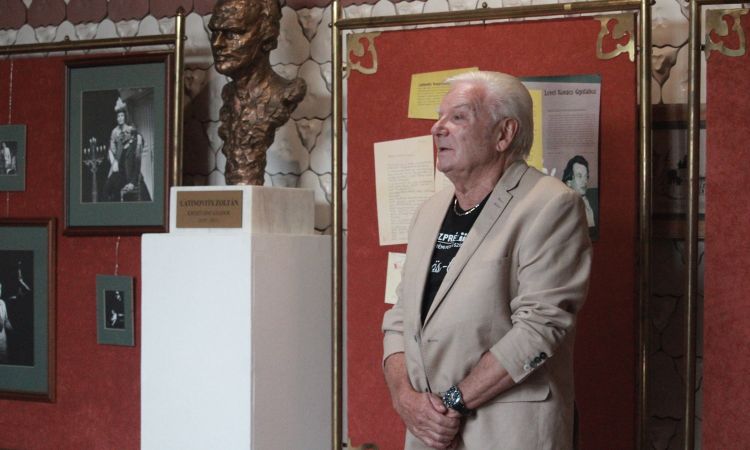 „Az igazi színházat keresem magamban” - Kiállítással emlékezünk Latinovits Zoltánról