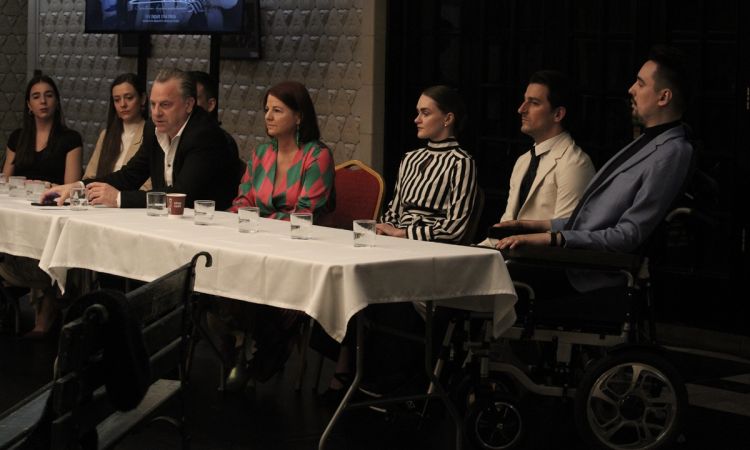 A szenzációk májusa a Veszprémi Petőfi Színházban