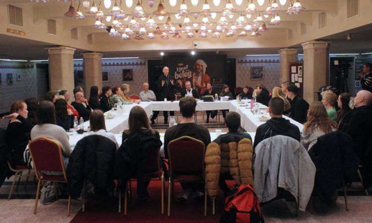 A boldoggá avatás előestéjén: megkezdődtek a Magdi próbái